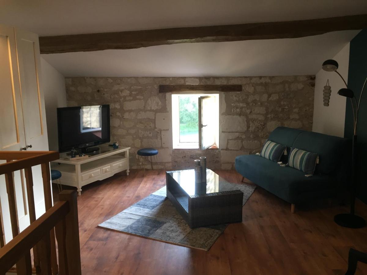 Saint-Savinien De Charme Et D'Eau Bed & Breakfast エクステリア 写真