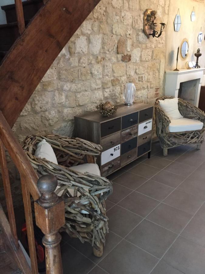 Saint-Savinien De Charme Et D'Eau Bed & Breakfast エクステリア 写真